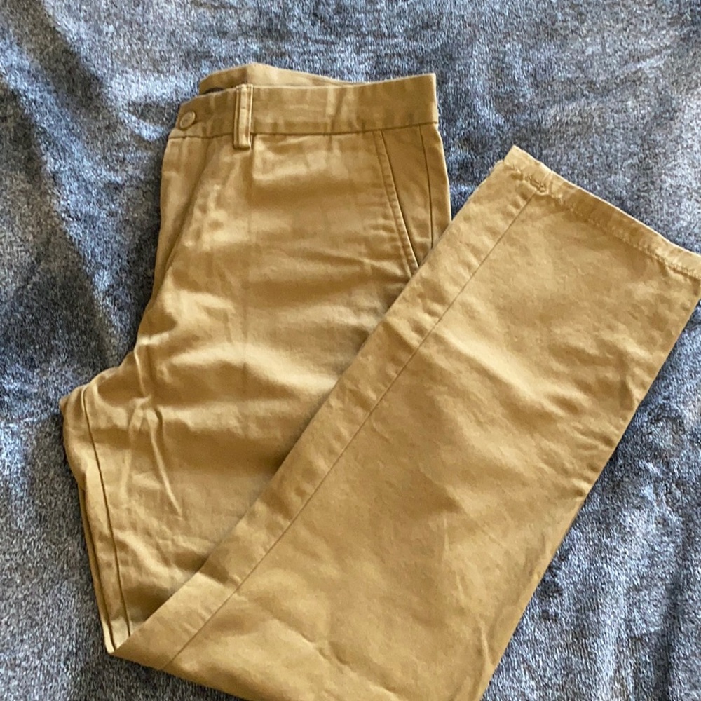 Old Navy Men’s Khaki Slim Pants